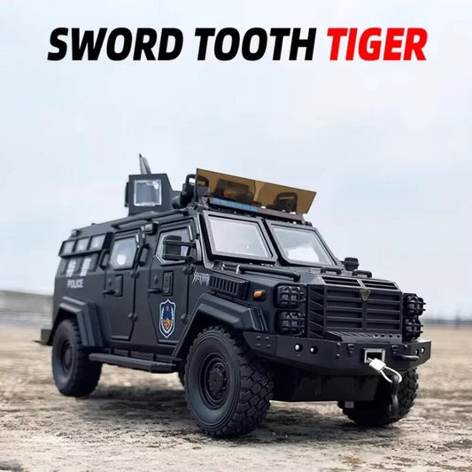 Diecast Model Saber Toothed Arm Tiger 1/24 | نموذج داي كاست نمر السيفي الأسنان بمقياس 1:24