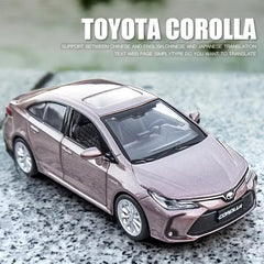 Diecast Model Toyota Corolla 1/32 | نموذج داي كاست تويوتا كورولا مقياس 1:32