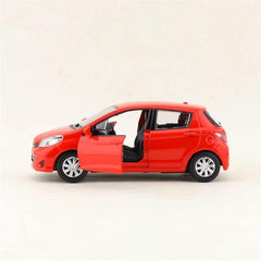 1:36 Toyota Yaris Dicast Model Car | نموذج داي كاست تويوتا ياريس مقياس 1:36