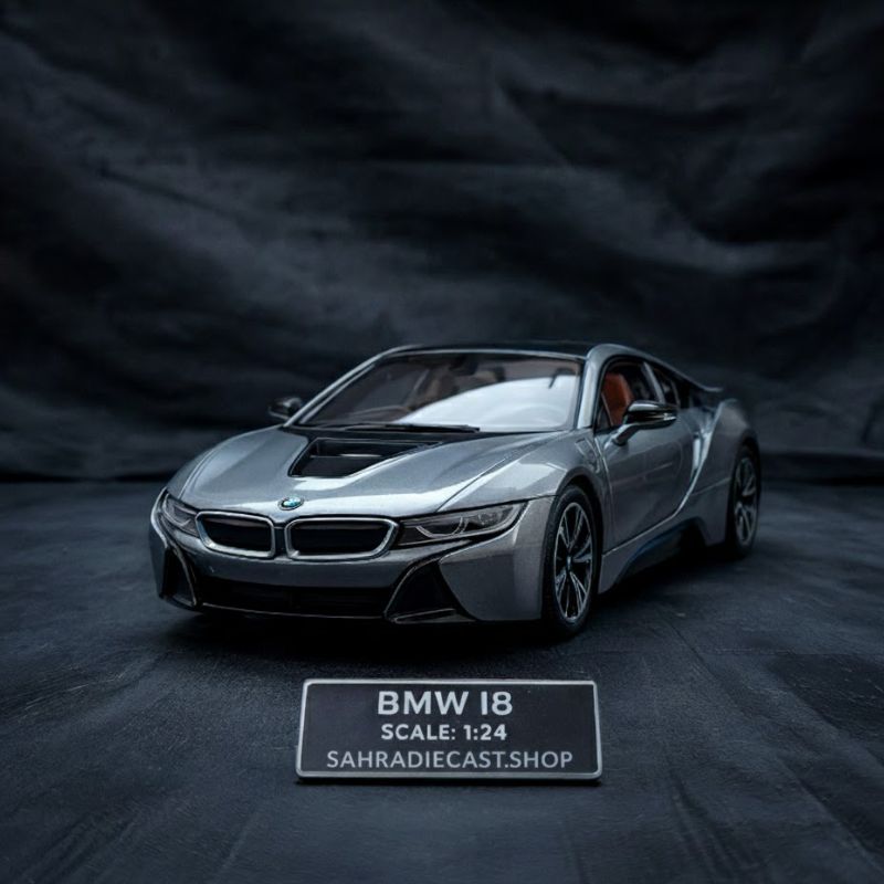 Diecast Model BMW I8 1/24 | نموذج داي كاست BMW i8 بمقياس 1:24