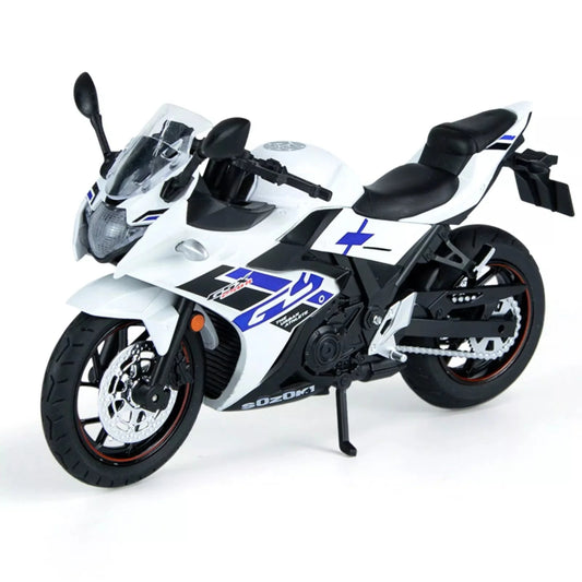 Diecast Model Suzuki GSX 250R Official Licensed 1/12 | نموذج داي كاست سوزوكي GSX 250R مرخّص رسميًا بمقياس 1:12